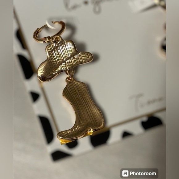 NWT•Lu Gaeta Cowgirl Hat & Boot dangle earrings - Picture 4 of 4